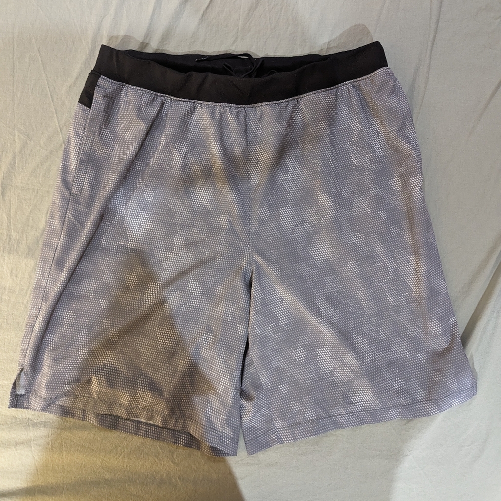 Old Navy Active shorts